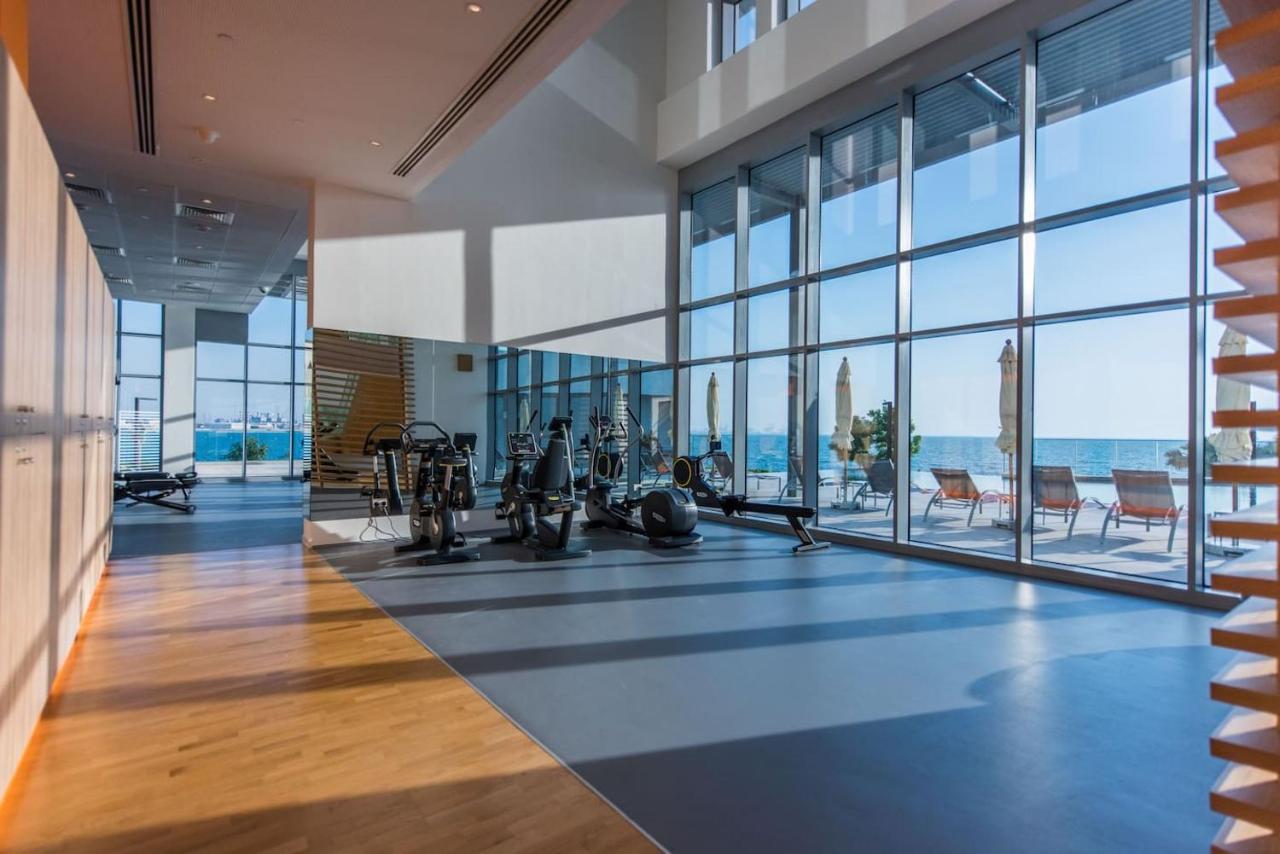 Apartment Luxury 2 Bedroom Beachfront W Stunning Sea View Dubai