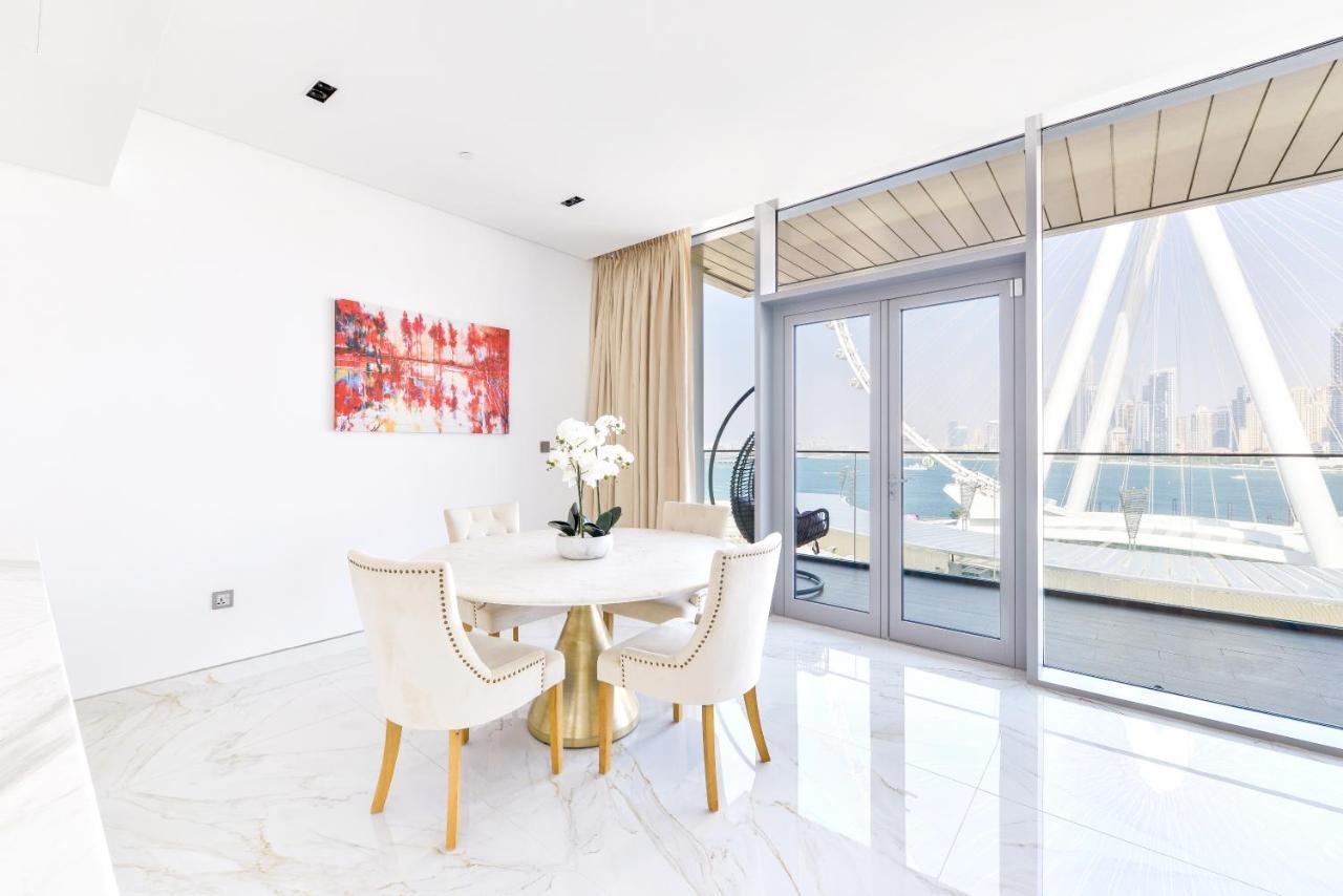 Luxury 2 Bedroom Beachfront W Stunning Sea View Apartment